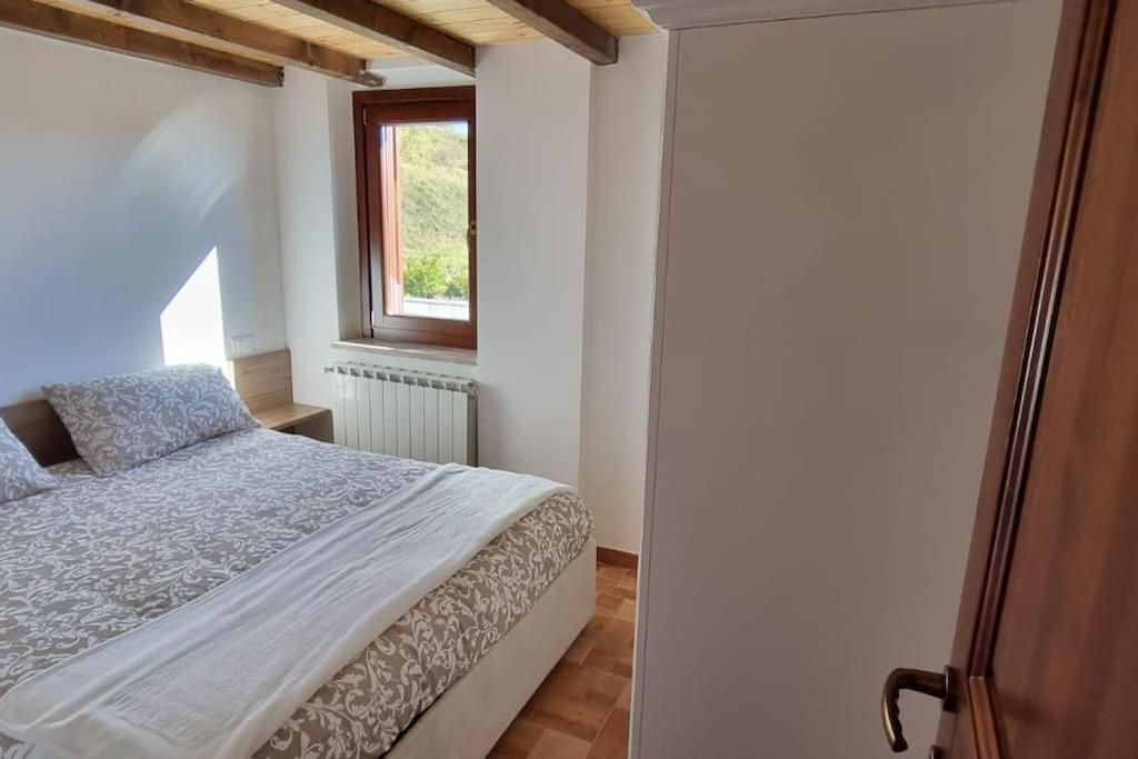 Apartamento Il Nido Castel Di Sangro Exterior foto