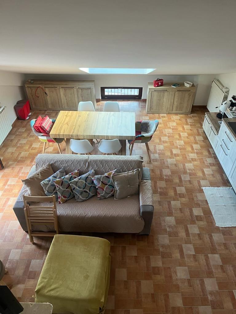 Apartamento Il Nido Castel Di Sangro Exterior foto